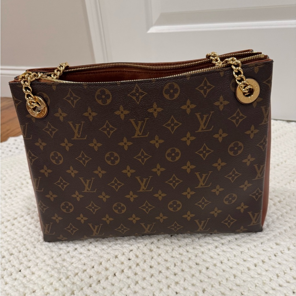 Louis Vuitton Monogram Surene MM Shoulder Bag - Picture 3 of 13